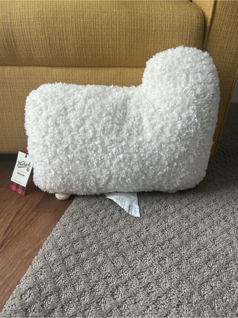 🐑 NEW Woolrich x Target Sheep Shaped Decorative Throw Pillow Cream 15”x 20” - Picture 8 of 8